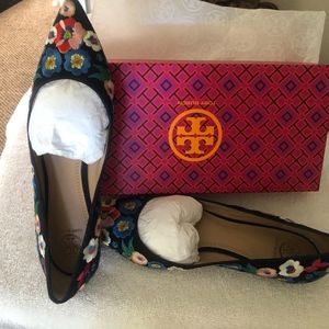 Tory Burch Embroidered flats